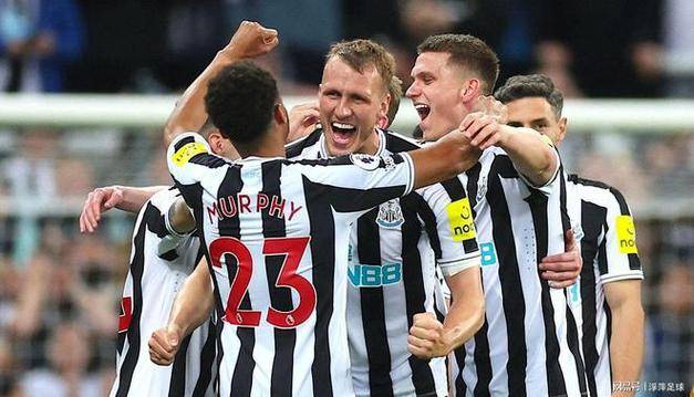  里程碑夜！纽卡斯尔内部沟通；葡超加时末段刷纪录；气氛紧张；更衣室氛围转暖