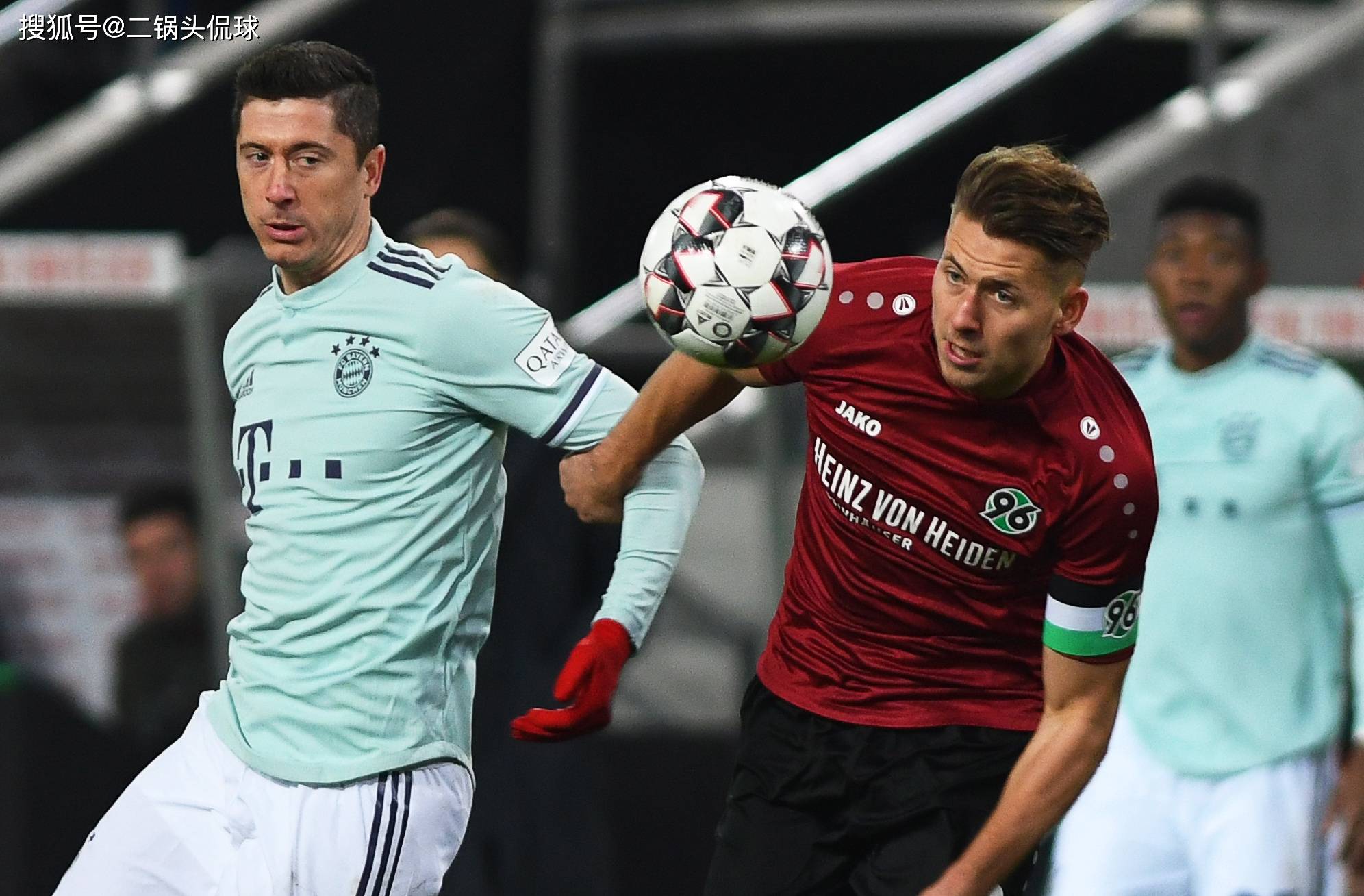 底特律活塞清晨迎来里程碑;志在法国杯名次提升;压力陡增;更衣室氛围转暖 底特律活塞清晨迎来里程碑;志在法国杯名次提升;压力陡增;更衣室氛围转暖