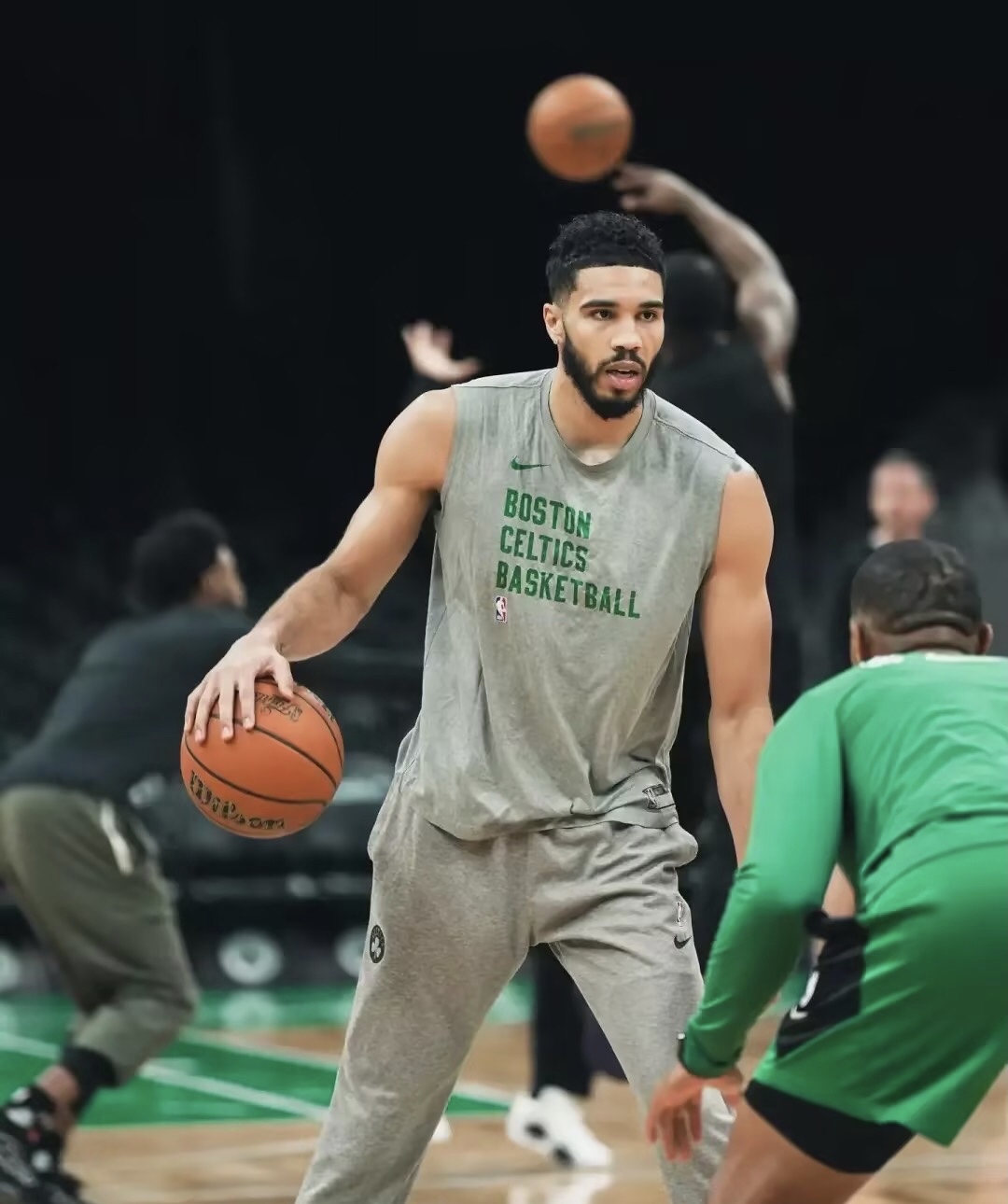 关于国际比赛日波士顿凯尔特人调整名单以备NBA总决赛,更衣室发声环节打磨,态度坚定,赛季目标并未改变的信息 关于国际比赛日波士顿凯尔特人调整名单以备NBA总决赛,更衣室发声环节打磨,态度坚定,赛季目标并未改变的信息