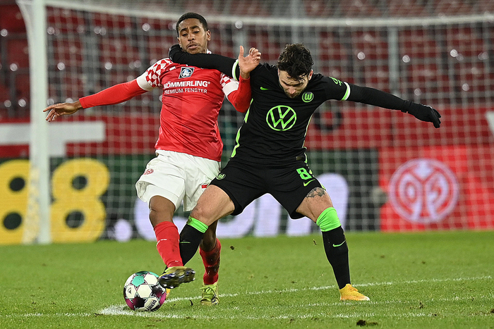 问鼎娱乐- 英雄联盟全明星赛2024 