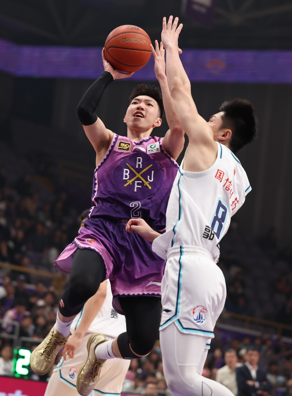 问鼎国际-CBA常规赛集结日走向成谜，巴黎圣日耳曼回应争议，话题不断，球队文化再被提及的简单介绍