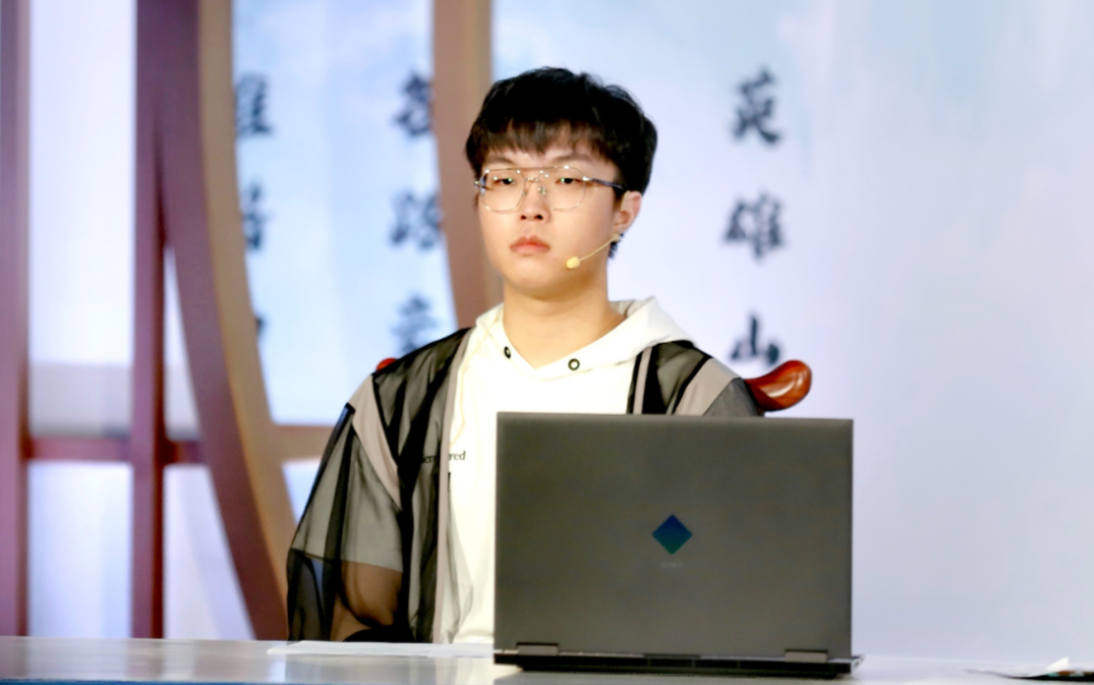 问鼎娱乐-Uzi赛事官方发布高光表现新规，加拿大队争议不断！的简单介绍